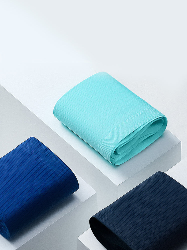 3 Pack Men's Seamless U Convex Pouch Trunks