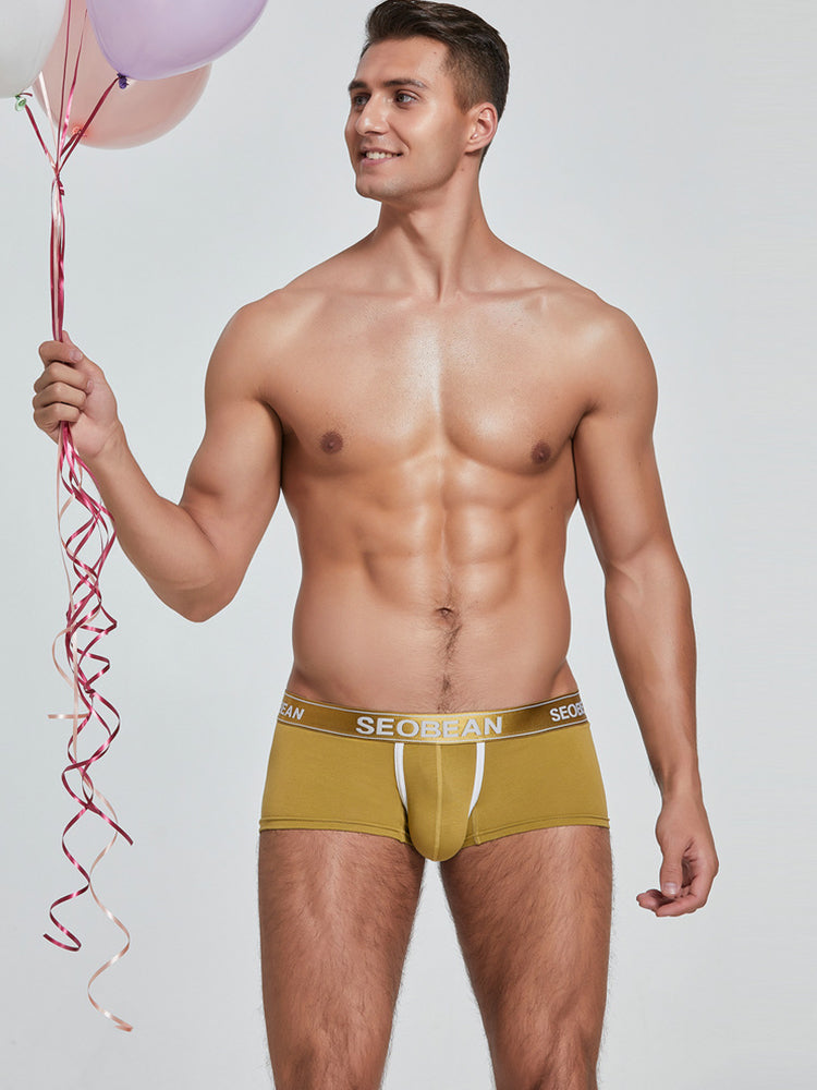 Contrast Letter Graphic U Line Trunks