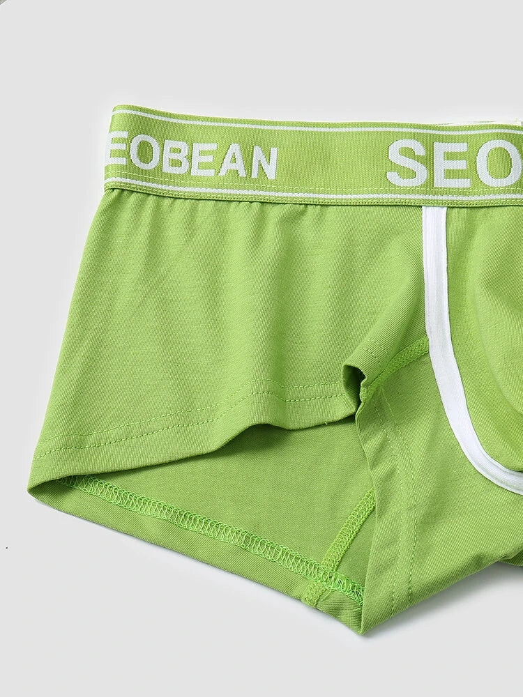 Contrast Letter Graphic U Line Trunks