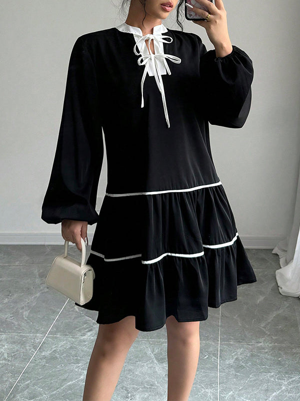 A-Line Long Sleeves Elasticity Pleated Tied V-Neck Mini Dresses