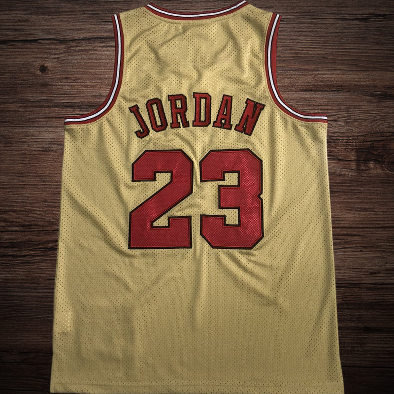 Men’s Chicago Bulls 1995/96 Michael Jordan Gold Jersey