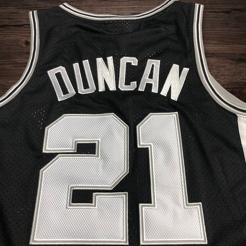 Men’s San Antonio Spurs 2001-02 #21 Duncan Jersey