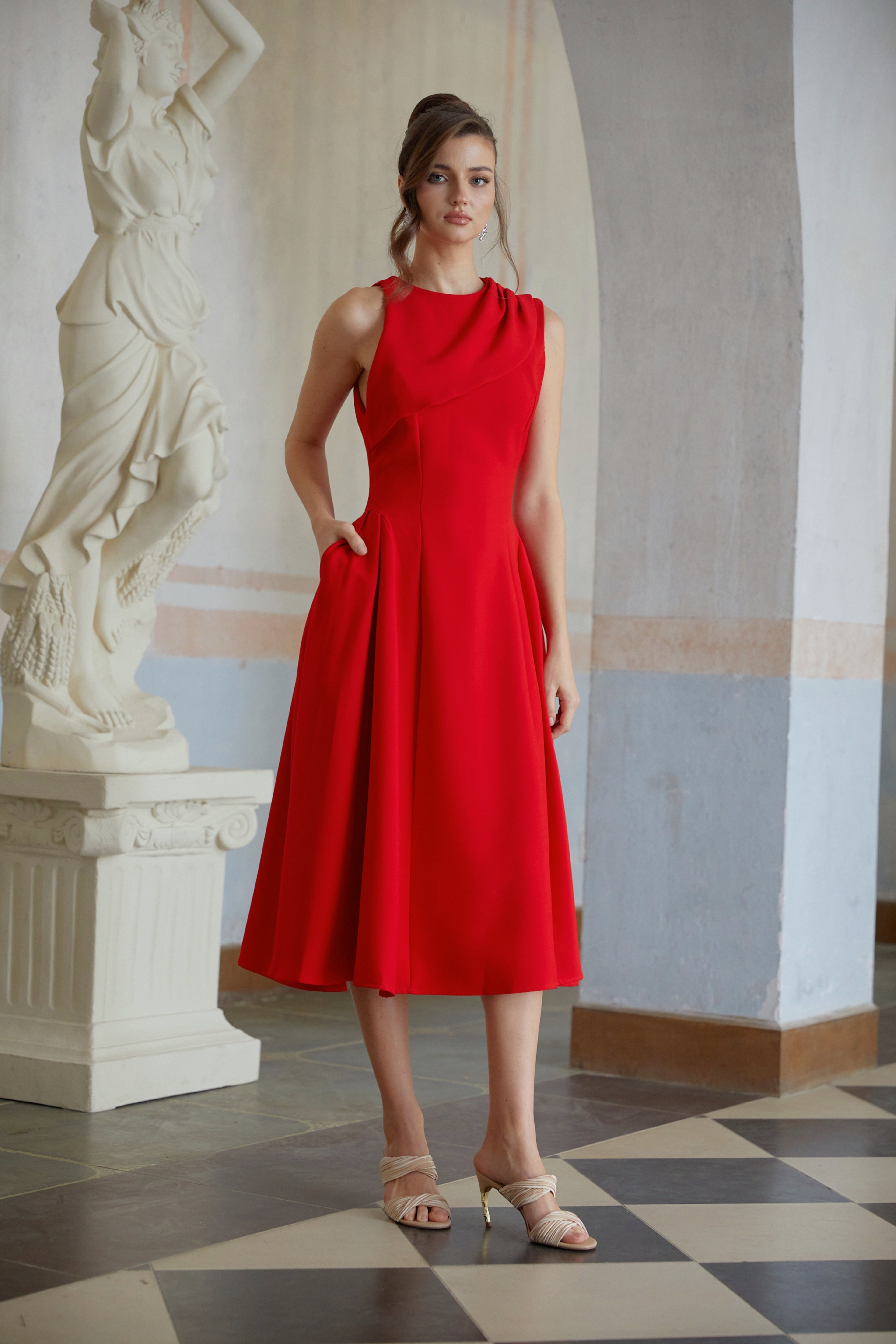 Salomé Red Shawl Collar Shirred Midi Dress