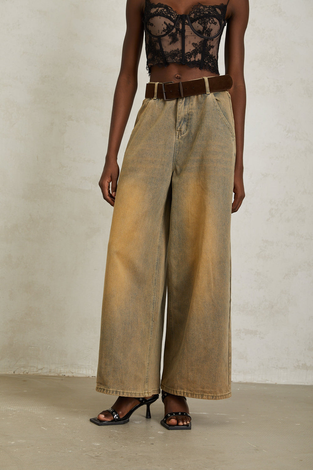 Loanne Light Blue Faded Denim Jeans