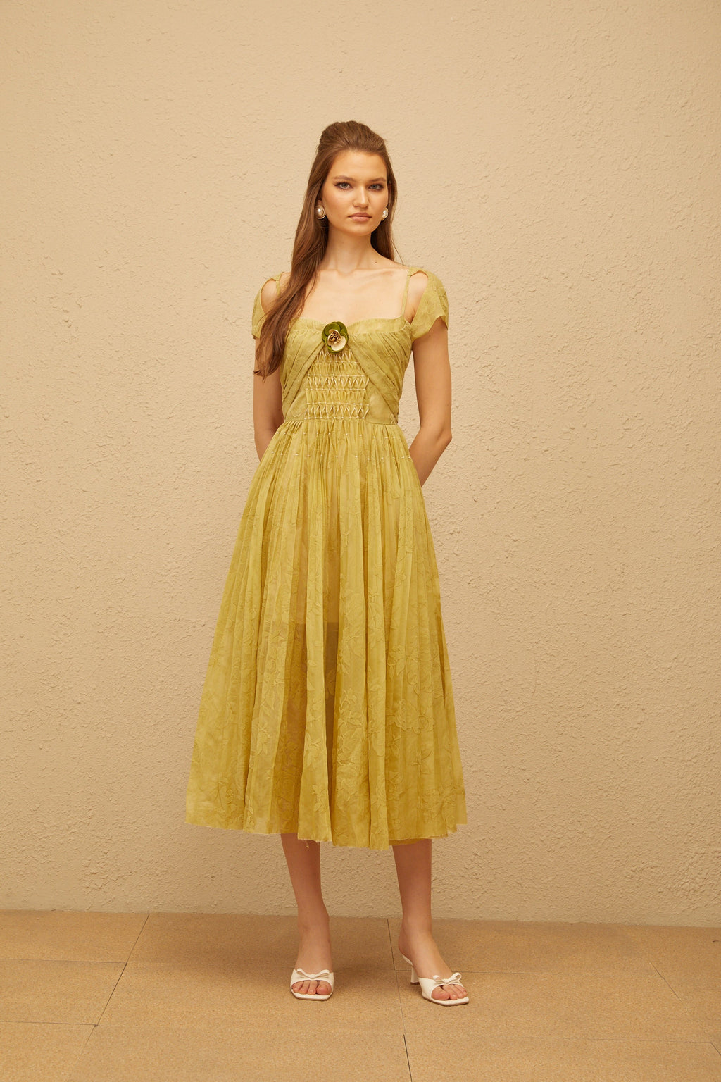 Béryl Green Floral Jacquard Midi Dress