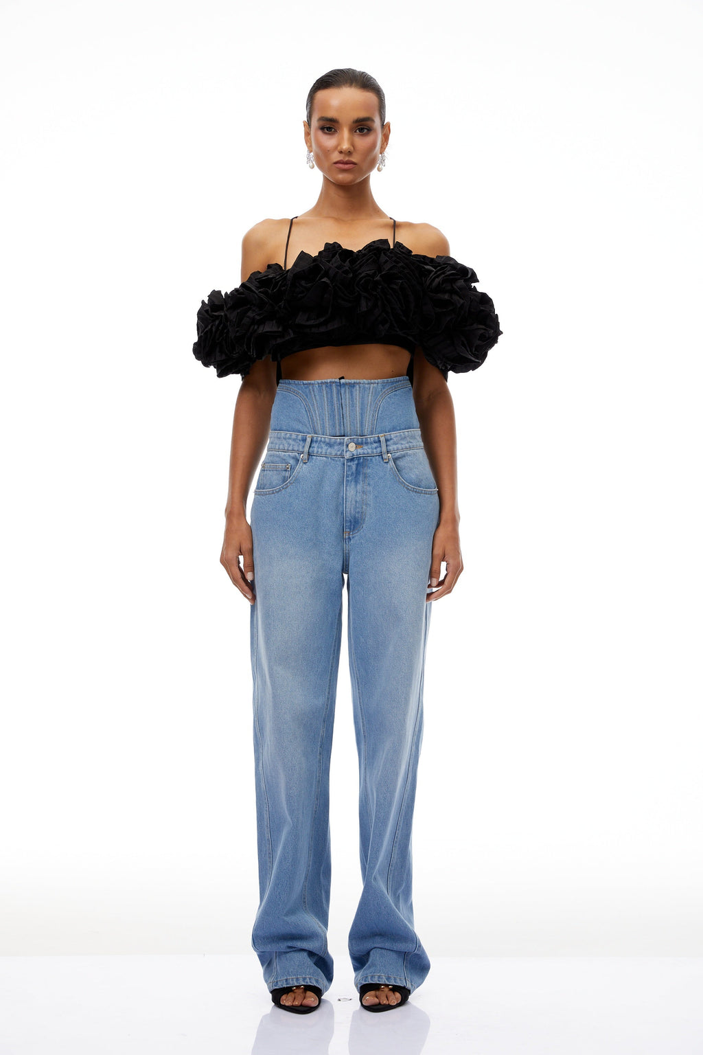 Cerasela Black Floral Appliqué Cropped Top