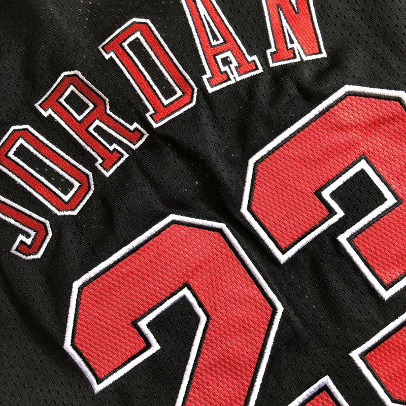 Men’s Chicago Bulls 1997-98 Finals #23 Michael Jordan Jersey Black