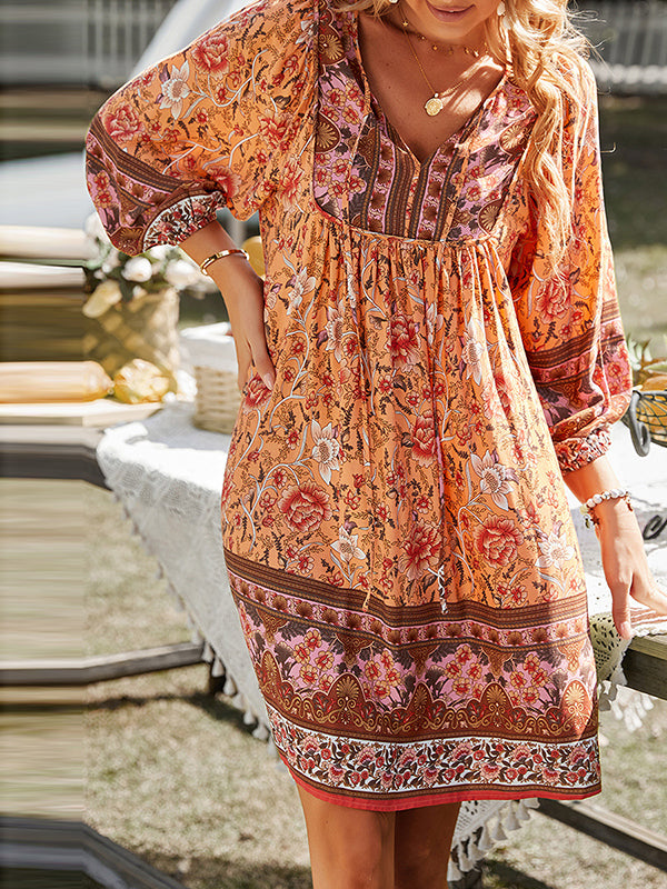 A-Line Loose Contrast Color Flower Print Pleated V-Neck Mini Dresses