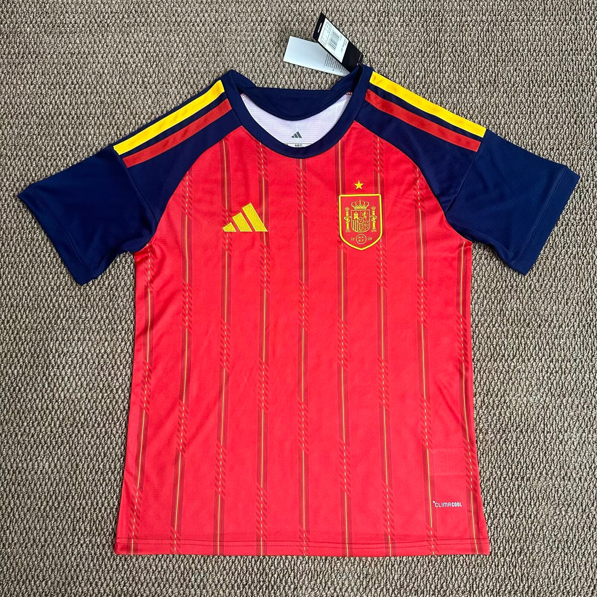 Men’s Spain 25 26 Home Soccer Fan Jersey