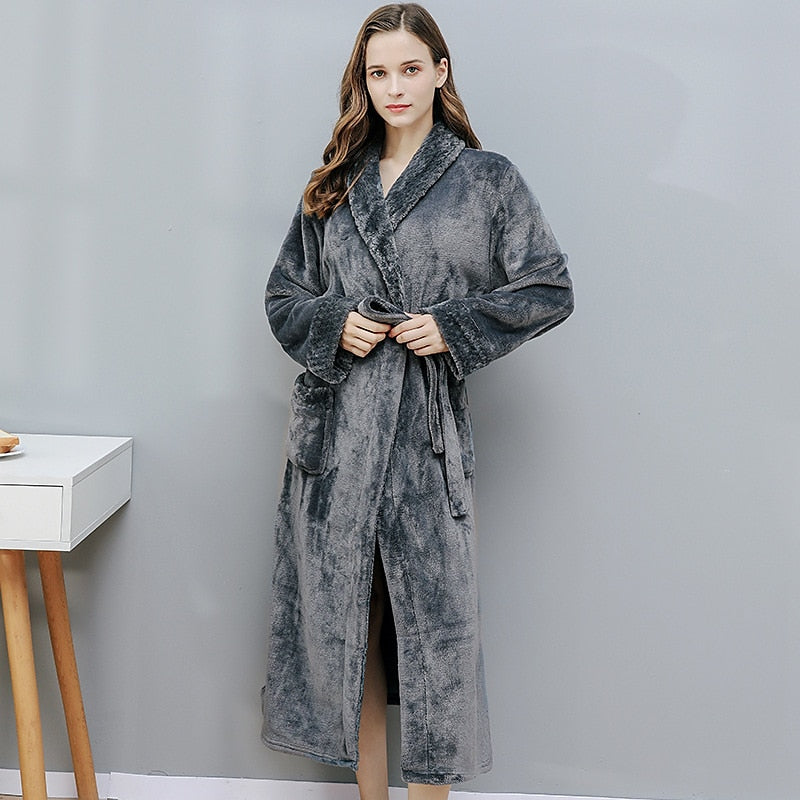 Women's Plush Fleece Bathrobe – Warm Soft Terry Robe with Belt, Long Sleeve Lapel Design, Cozy Home Loungewear for Fall & Winter