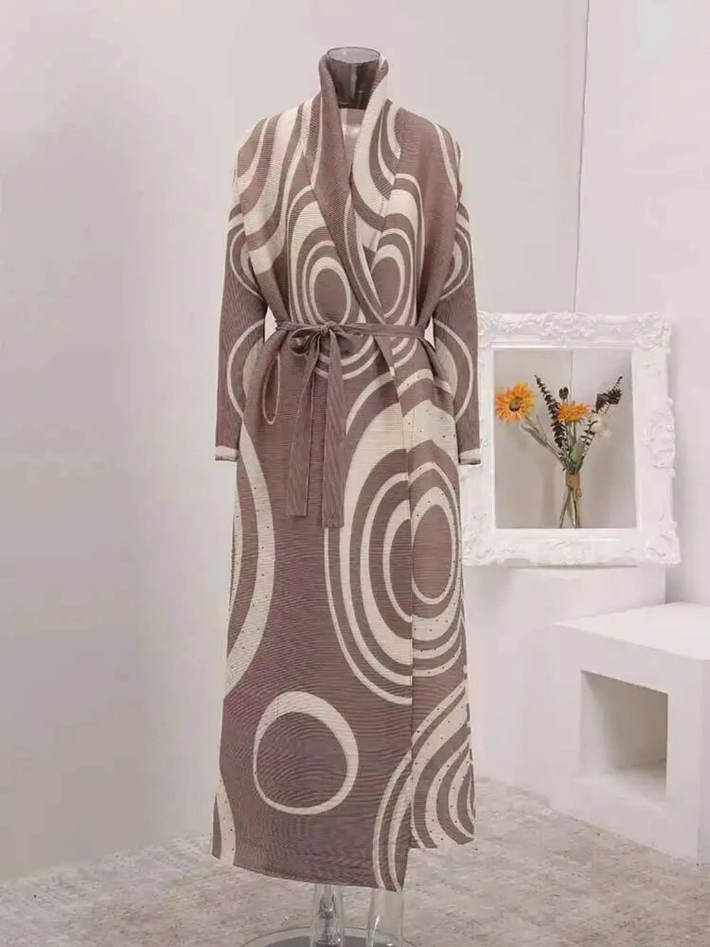 Luxury Plissé Geometric Long Coat