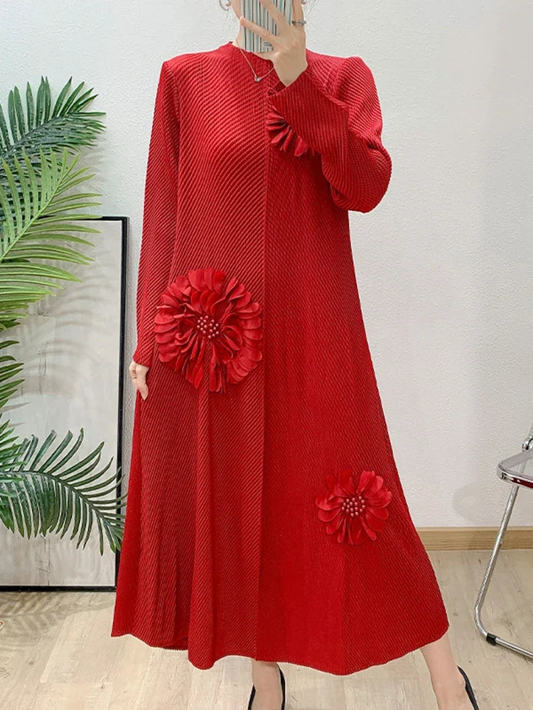 Petite Pleated Textured Midi Dress