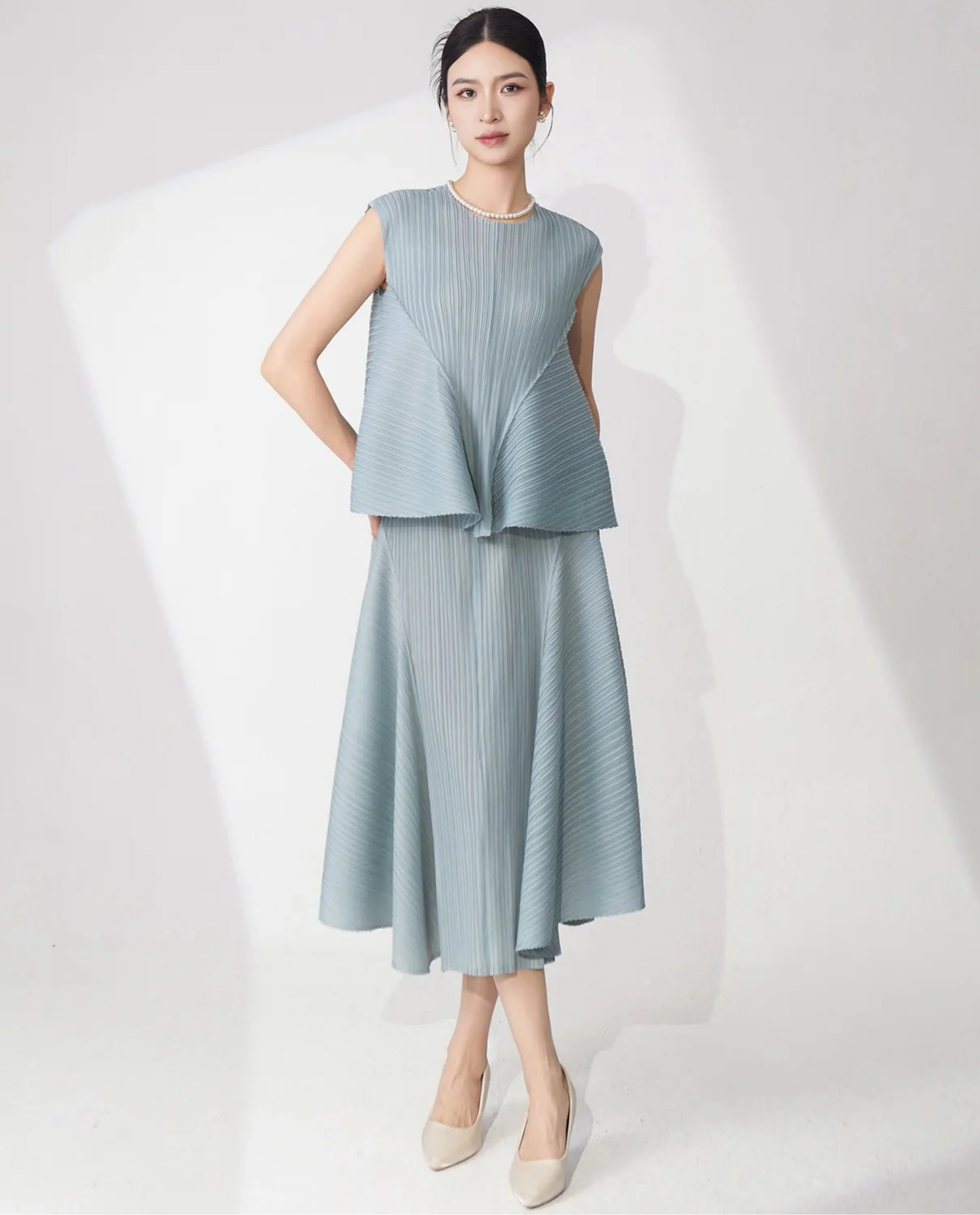 Pleated Sleeveless Top & Skirt Set