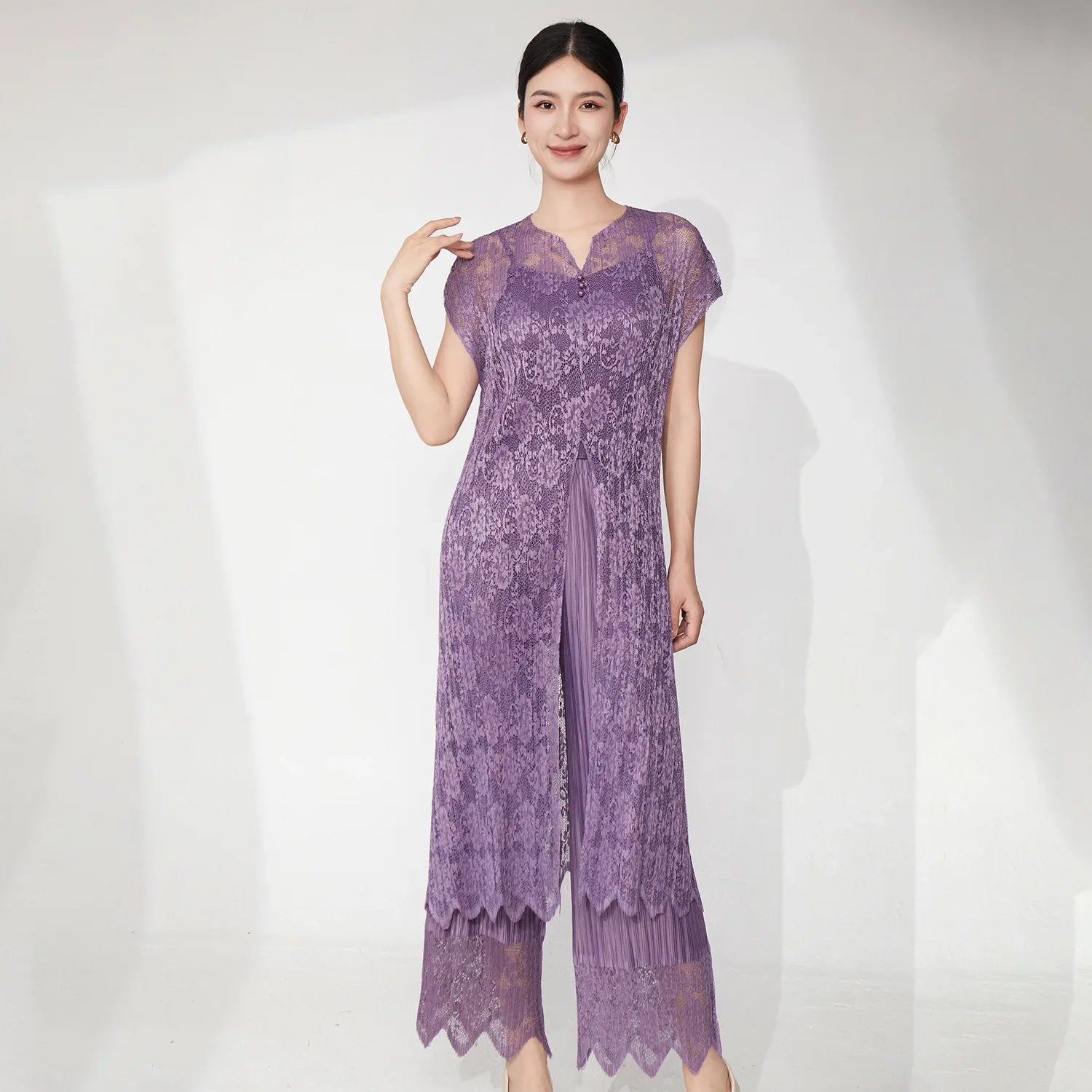 2-Piece Lace Pleated Palazzo Pants Outfit