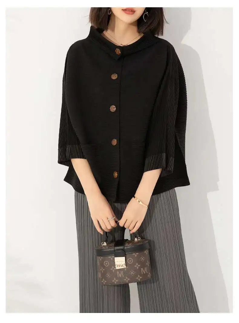 Textured Pleated Buttoned Jacket