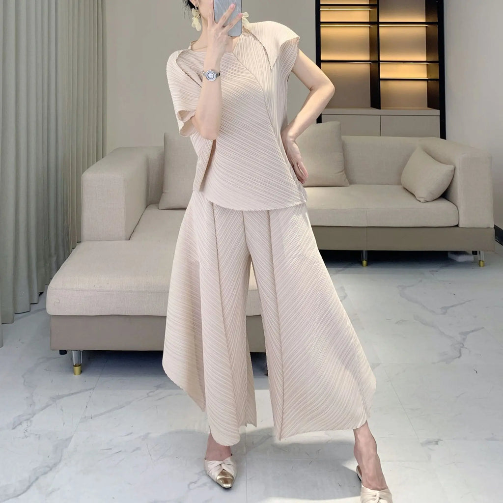 Modern Pleats Set - Luxury 2 Piece