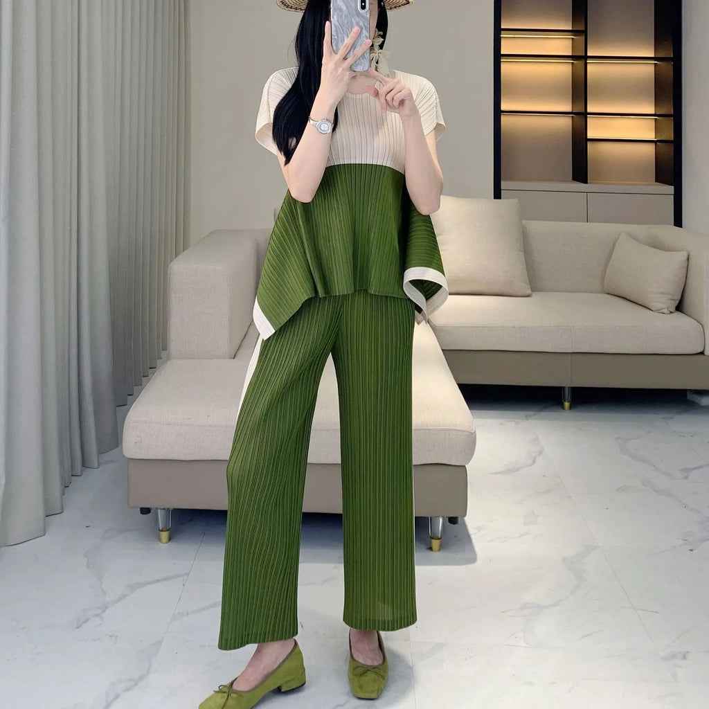 Geometric Pleated Top & Pants Set