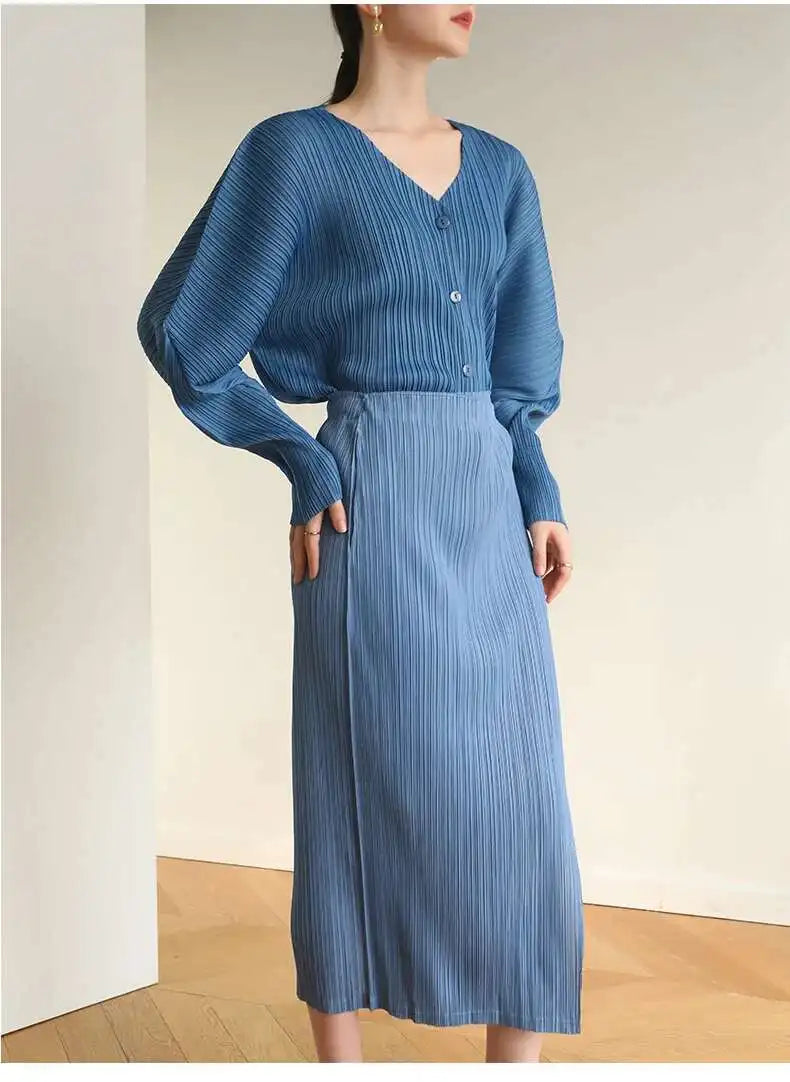 Casual Elegance Plissé Cardigan