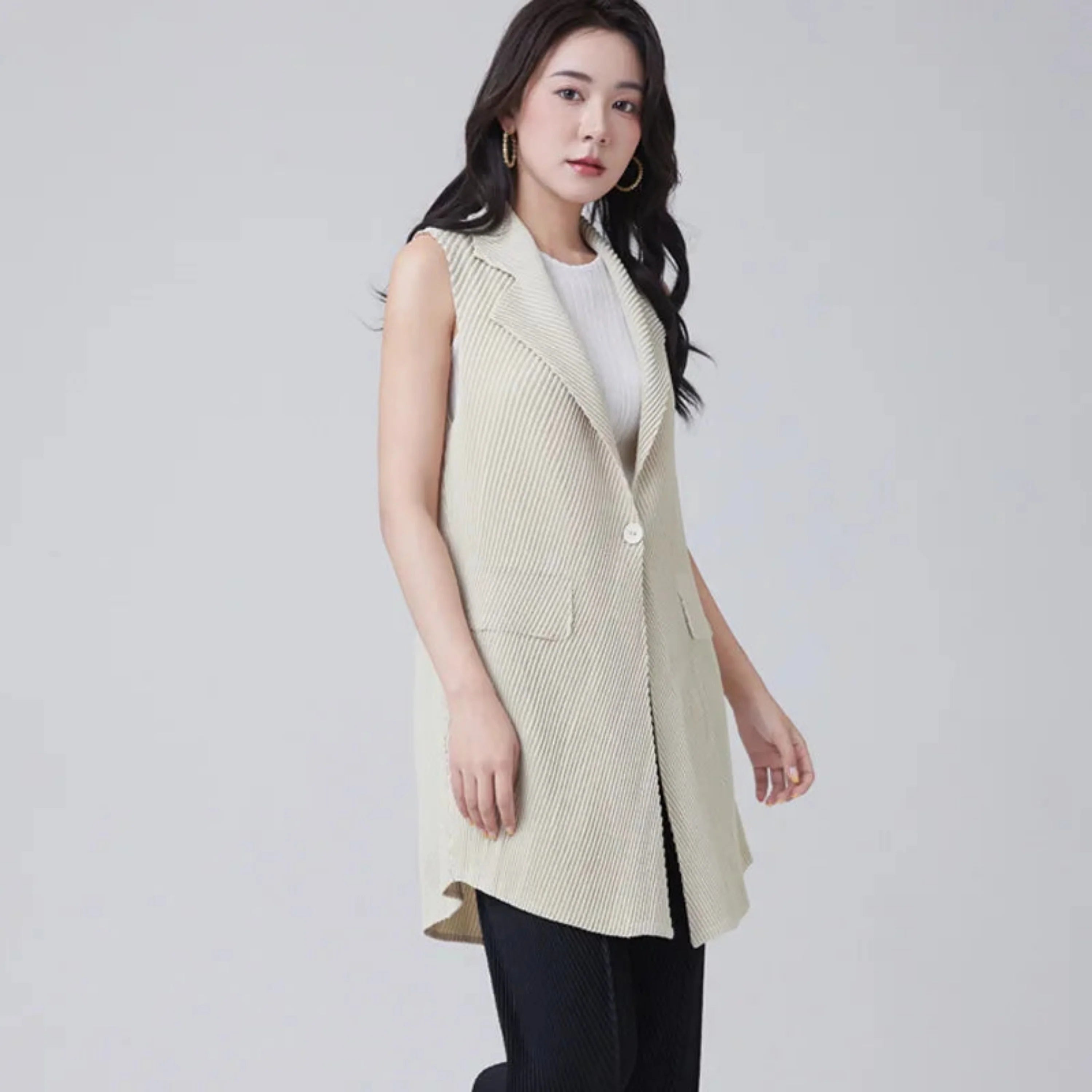 Luxury Plissé Pleat Japanese Vest