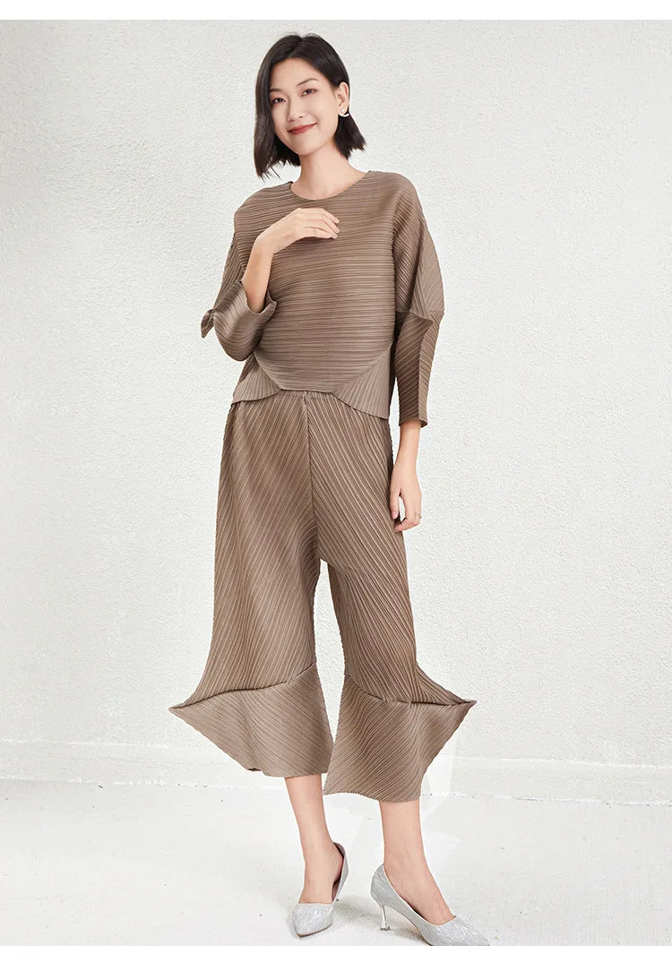 Luxury 2-Piece Pleated Textured Wide Leg Pant Set