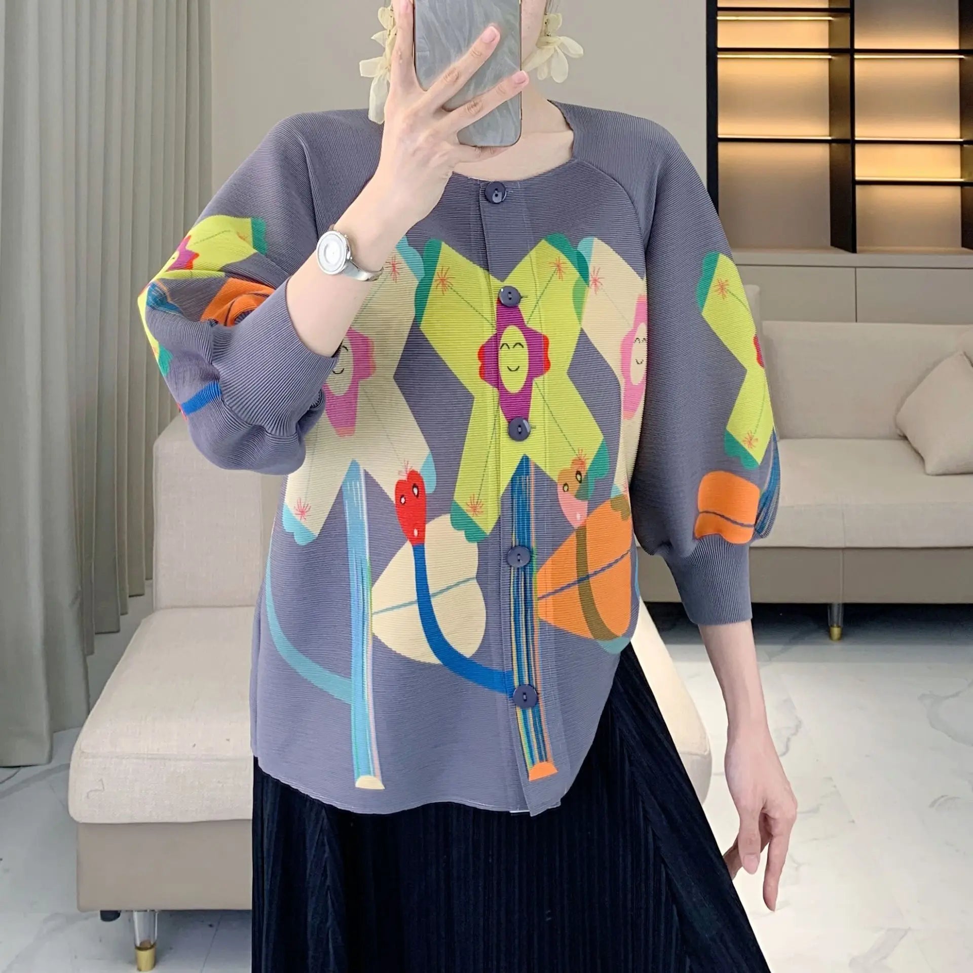 Elegant Plissé 3/4 Sleeve Cardigan