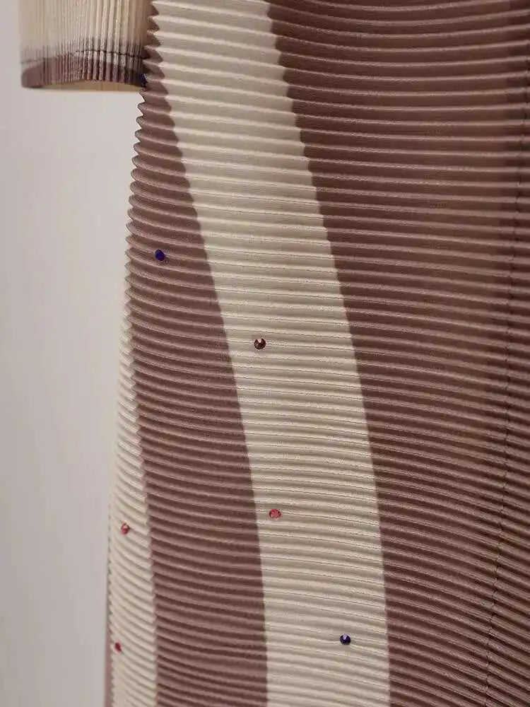Luxury Plissé Geometric Long Coat