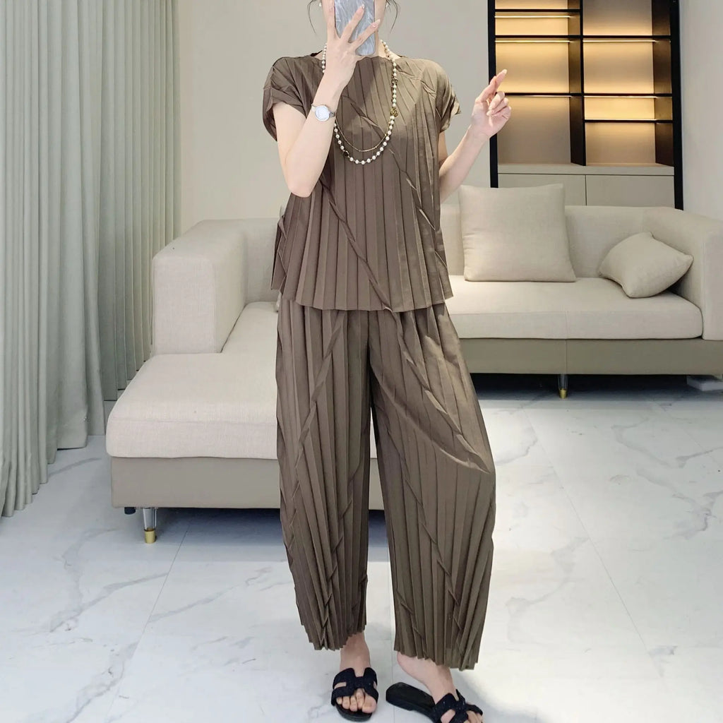 Pleated Vertical Wide Leg Set