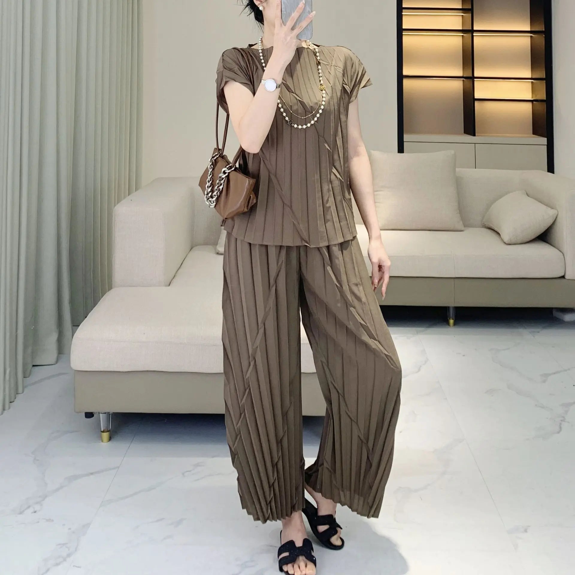 Pleated Vertical Wide Leg Set