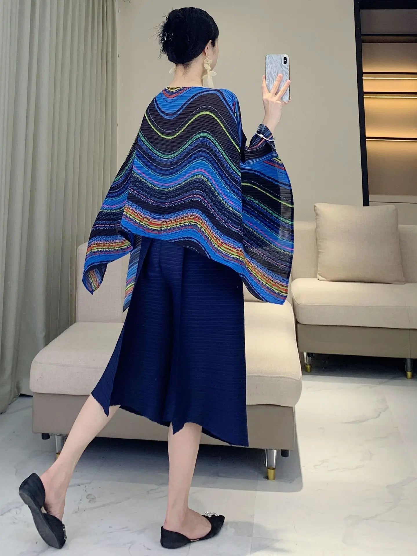 Luxury Plissé Pleat Tunic Shawl
