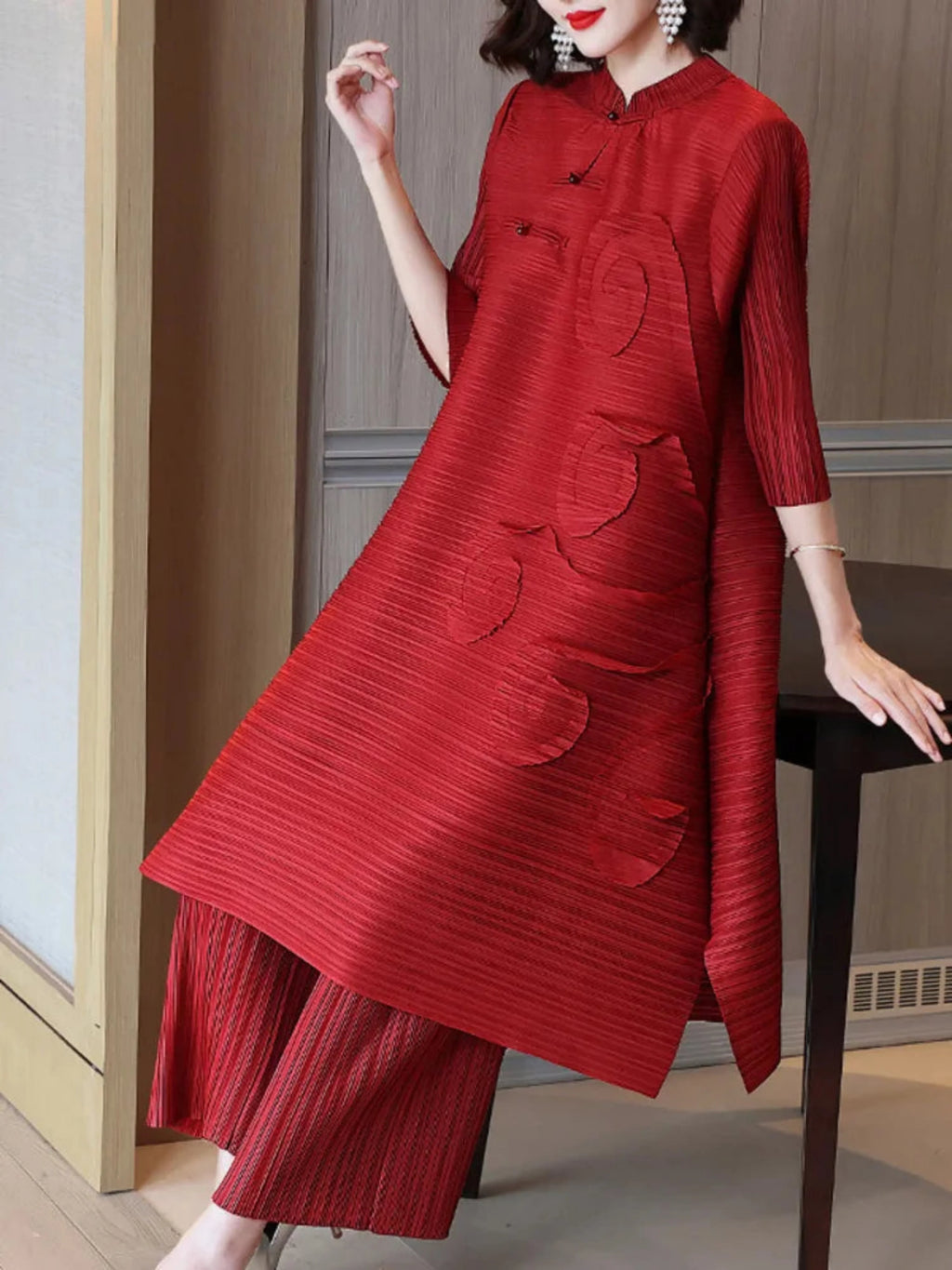 Women's 3/4 Sleeve Top & Pleated Pants Set - Red