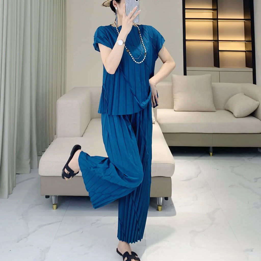 Pleated Vertical Wide Leg Set