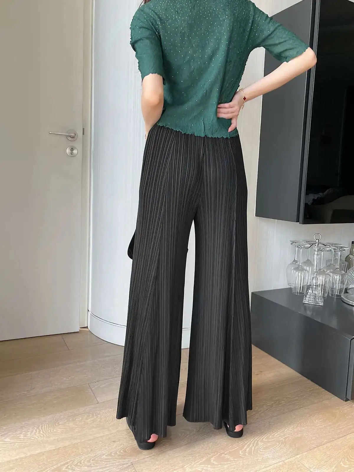 Fluid Pleated Wide-Leg Trousers
