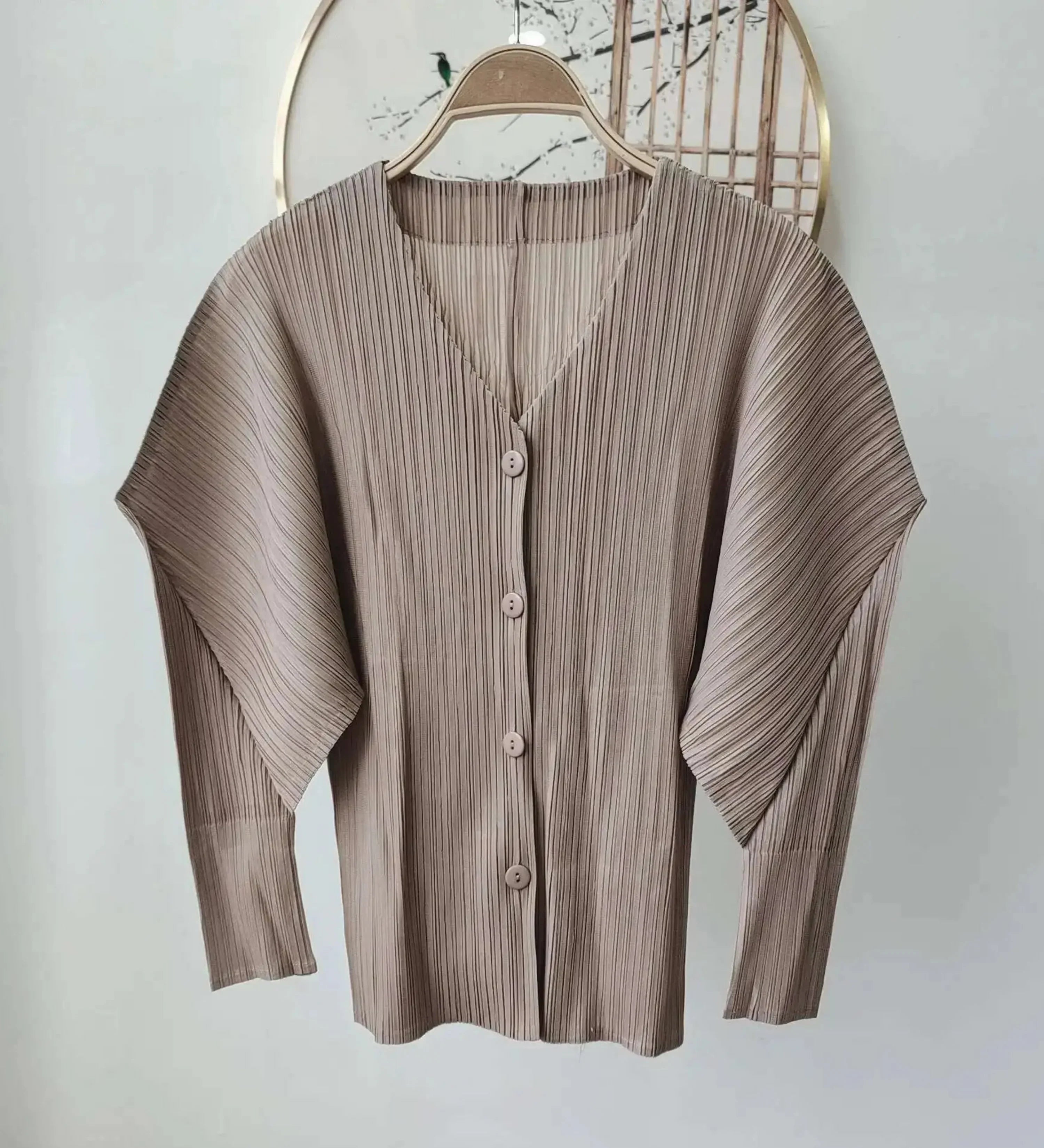 Casual Elegance Plissé Cardigan