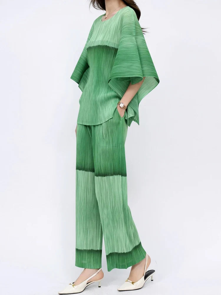 Truly Flowy Pleats 2 Piece Suit