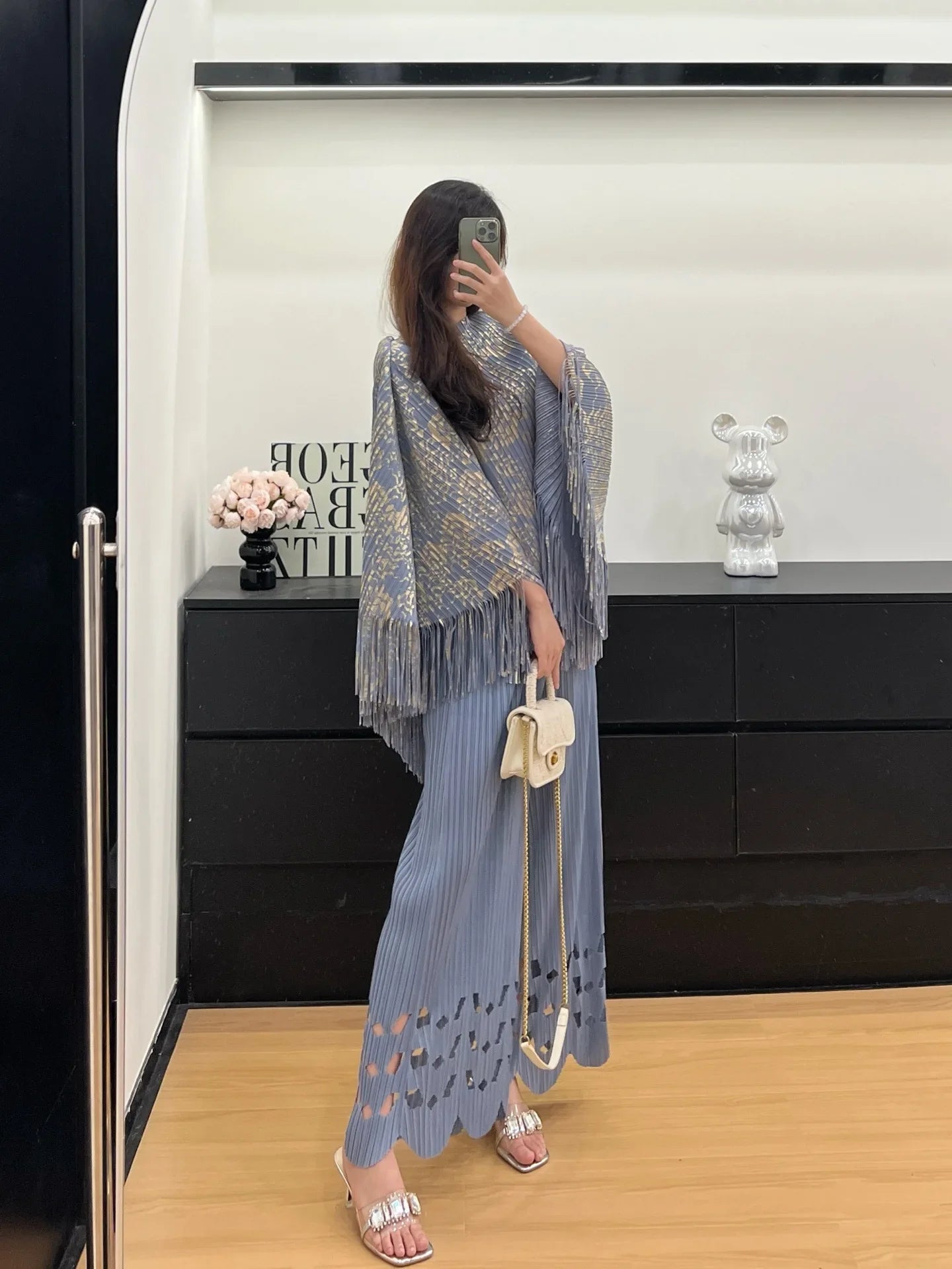 Elegant Cutout Pleated Plisse Set