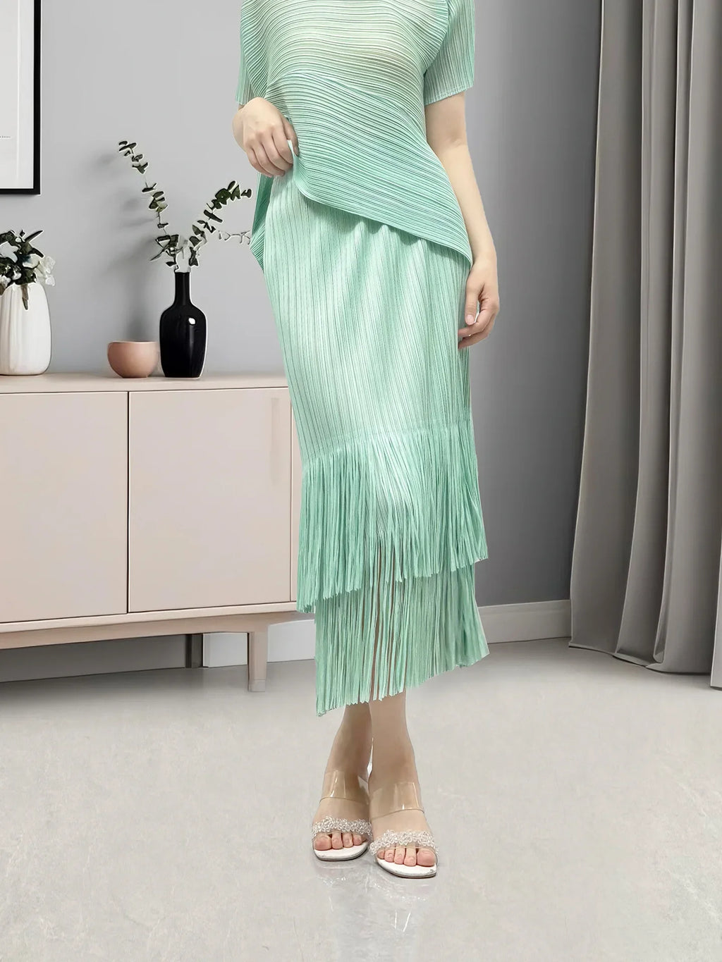 Asymmetric Pleated Fringe Skirt Set