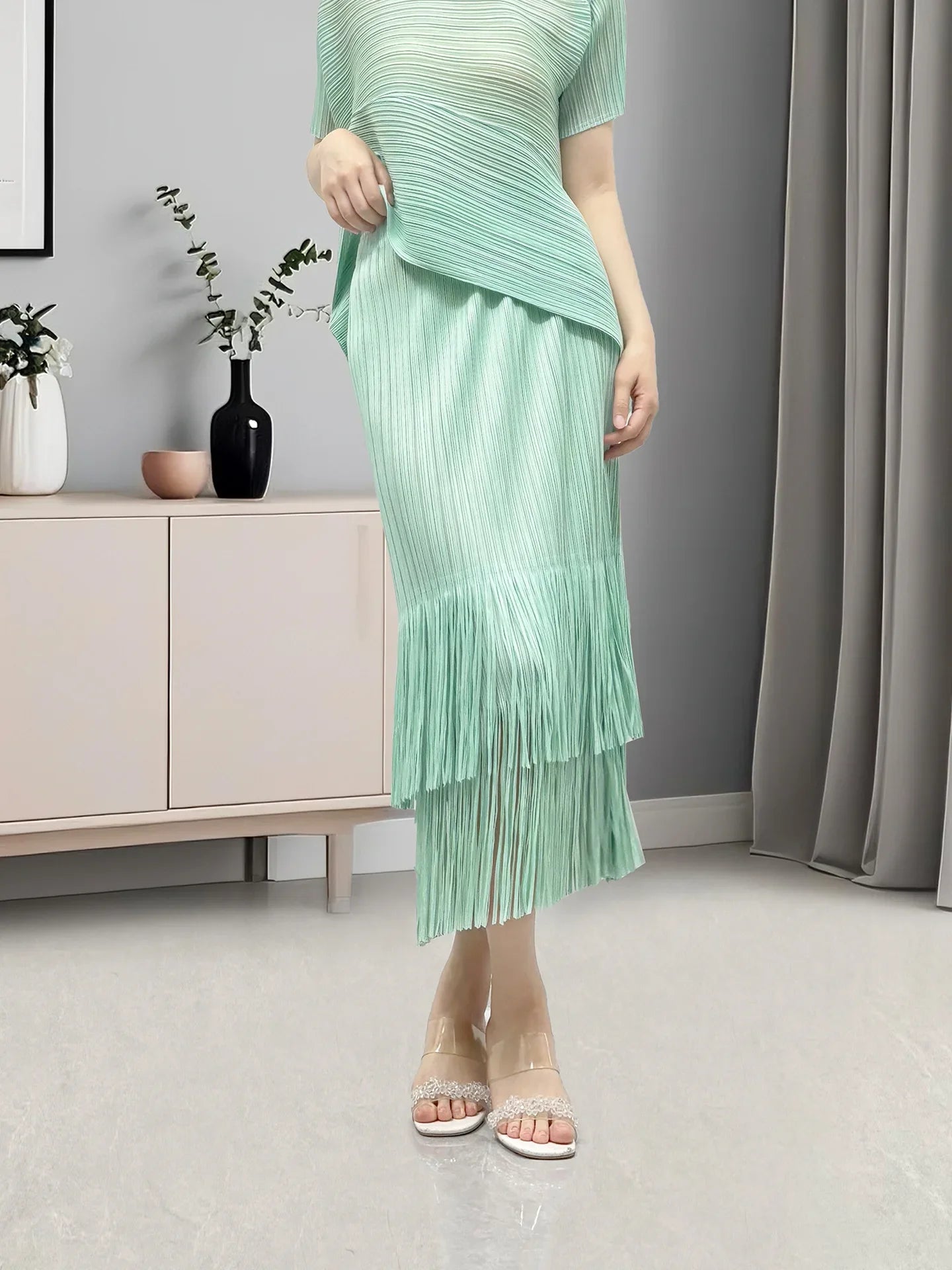 Asymmetric Pleated Fringe Skirt Set