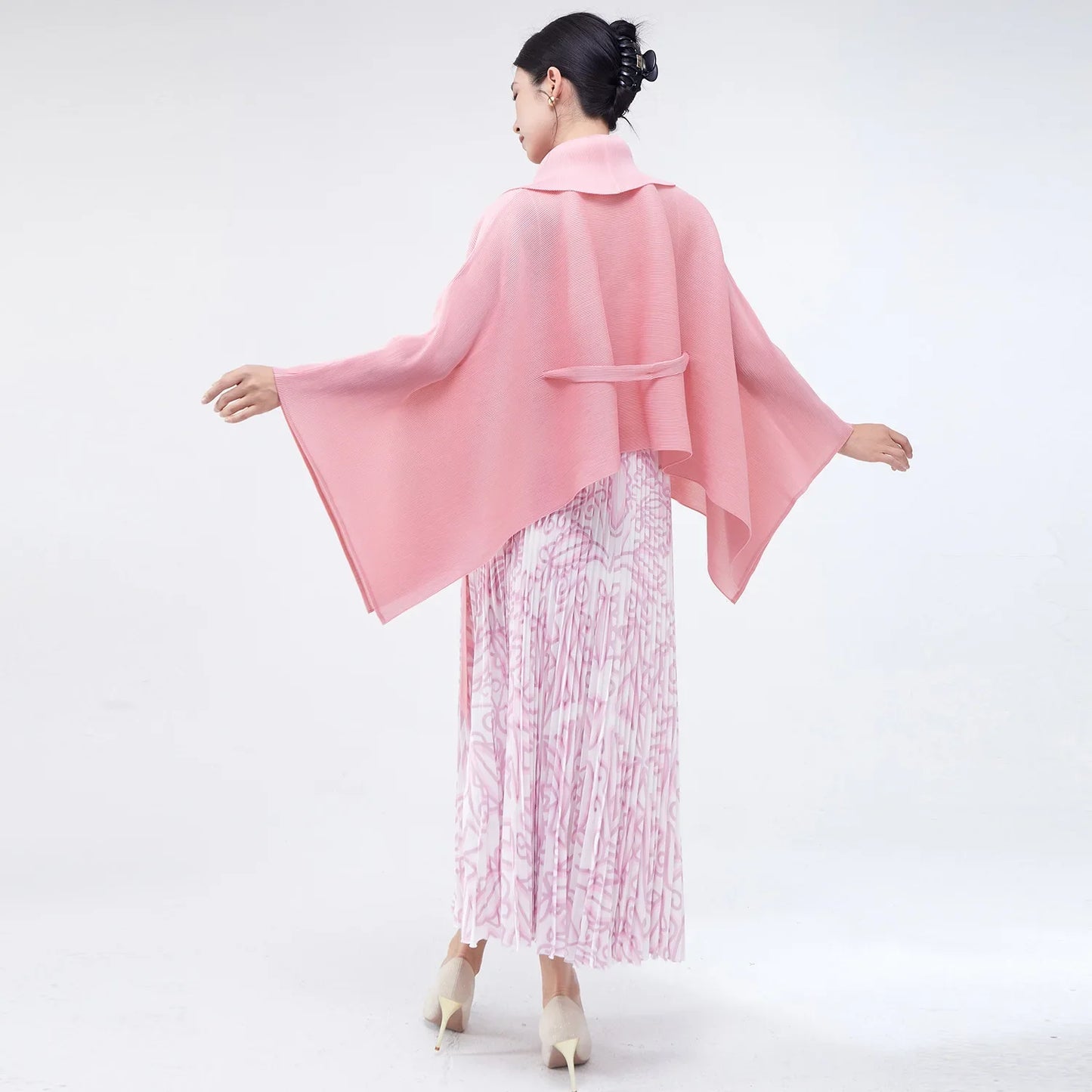 Elegant 2 Piece Pleated Skirt Outfit Set