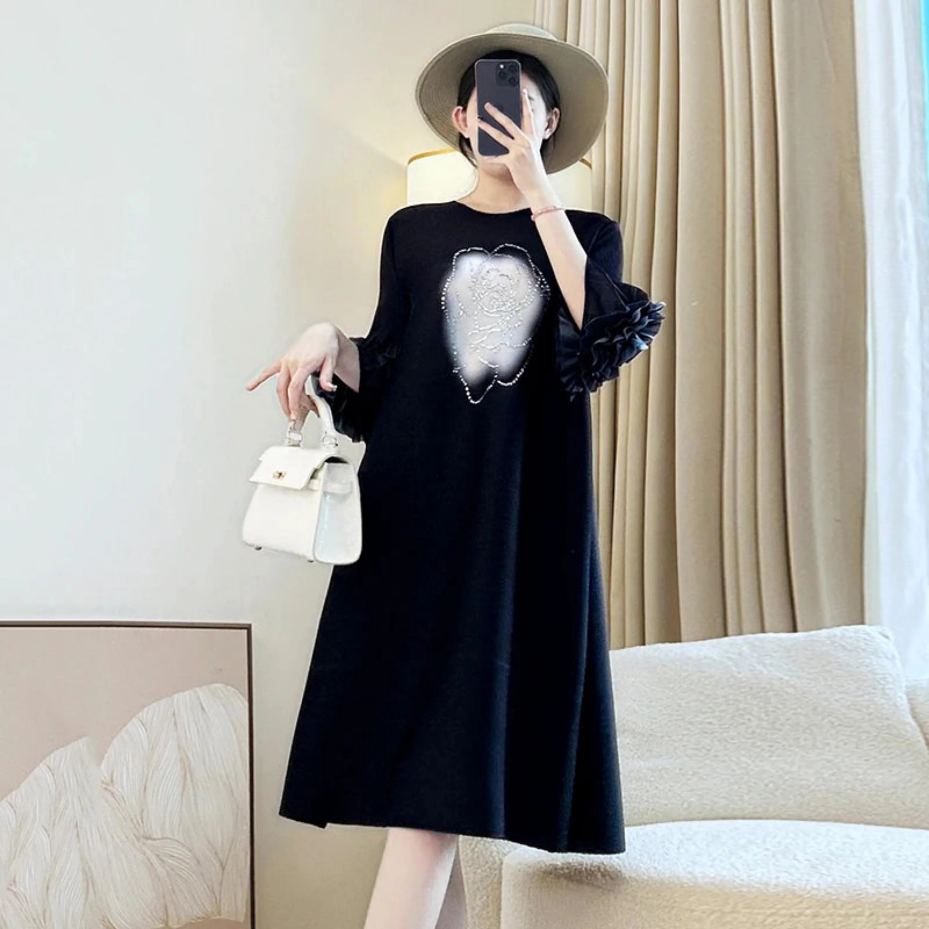Casual Luxury Plissé Floral Dress