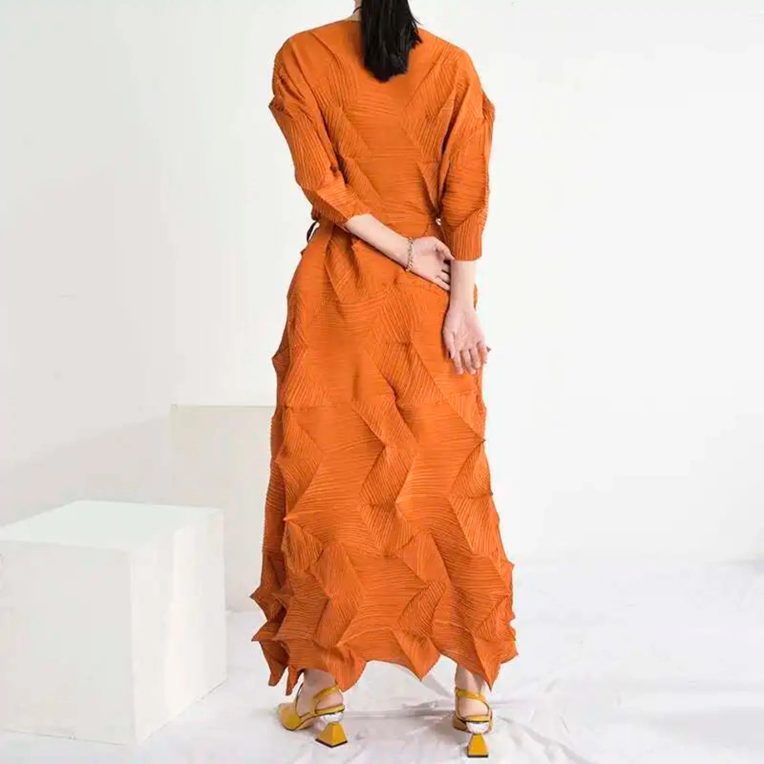 Plissé Geometric Midi Dress