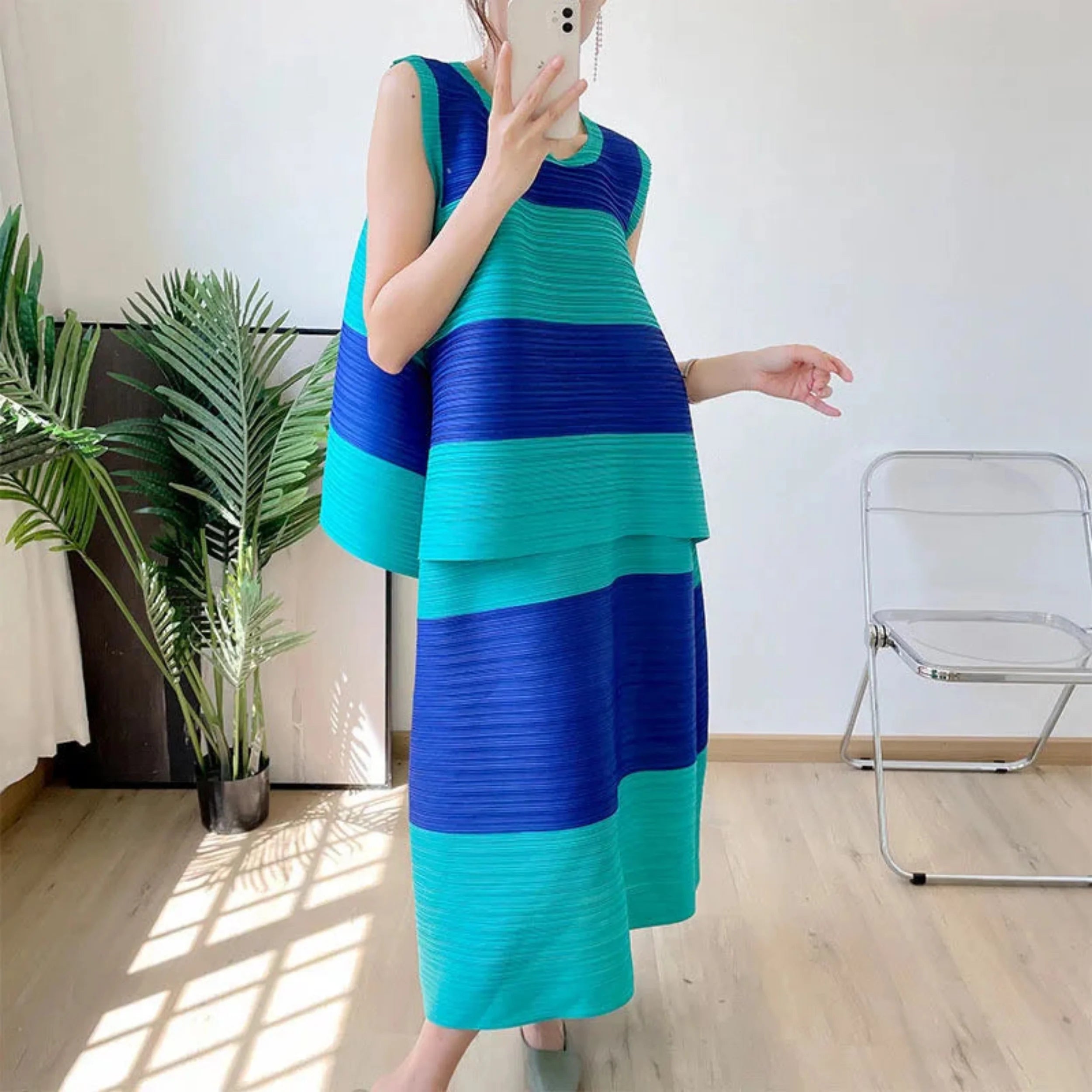 Casual Pleated Striped Top & Pull-On Skirt Set