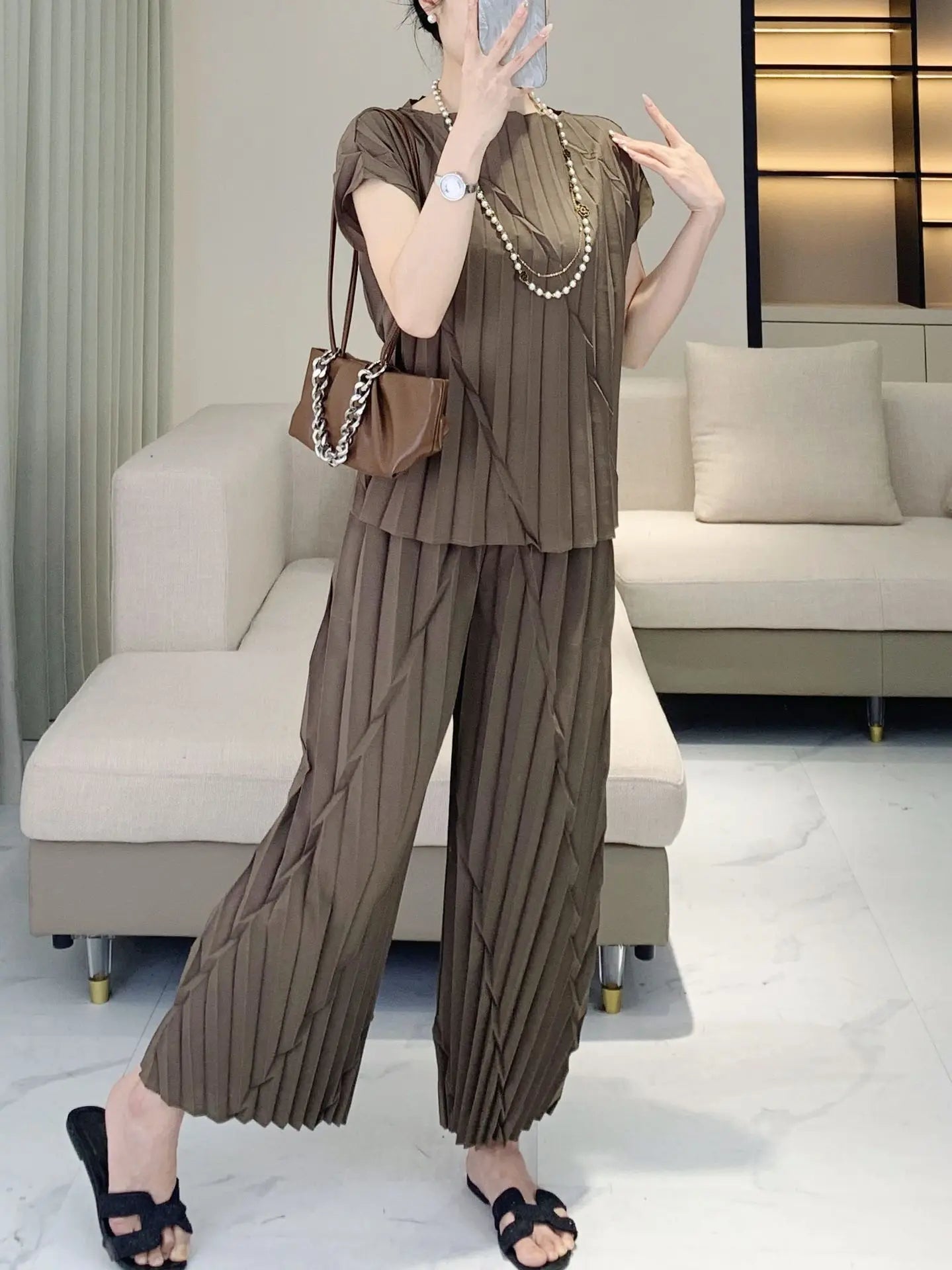 Pleated Vertical Wide Leg Set