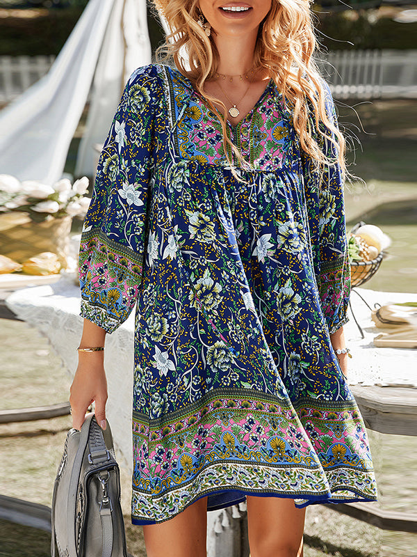 A-Line Loose Contrast Color Flower Print Pleated V-Neck Mini Dresses